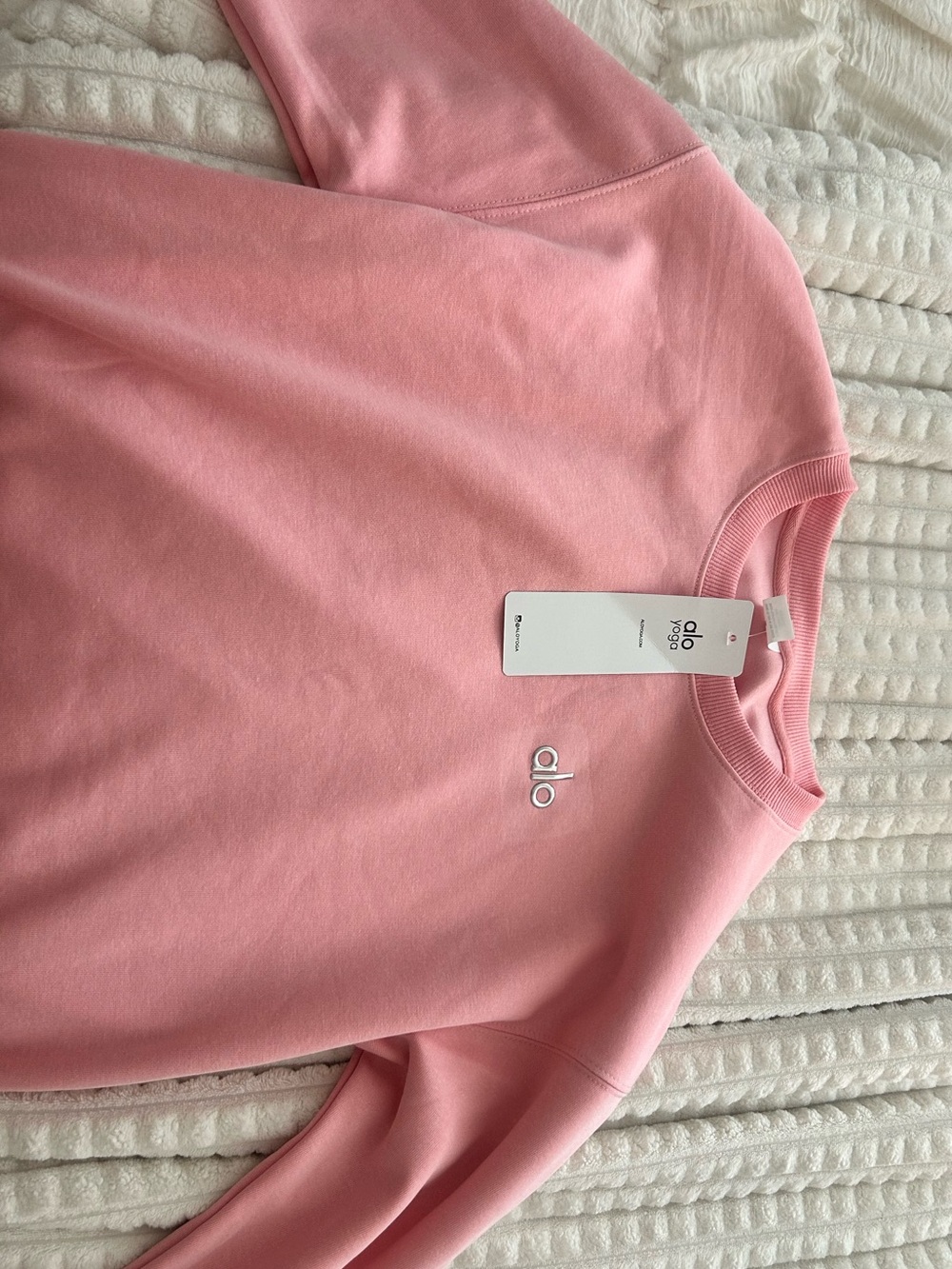 Alo Yoga Accolade Crew Neck Pullover - Picture 3 of 3